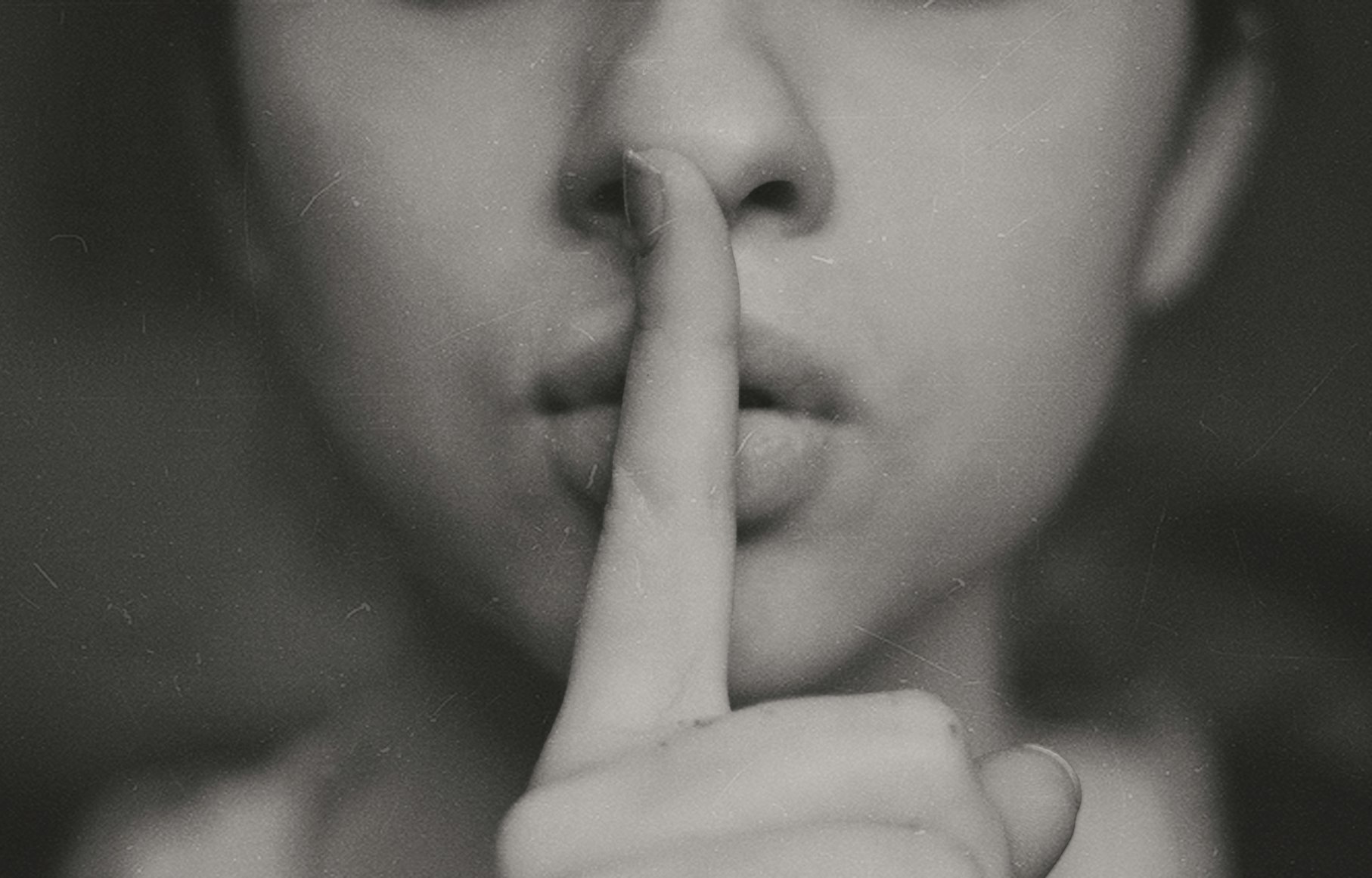 Les phrases qu’on devrait garder pour nous 